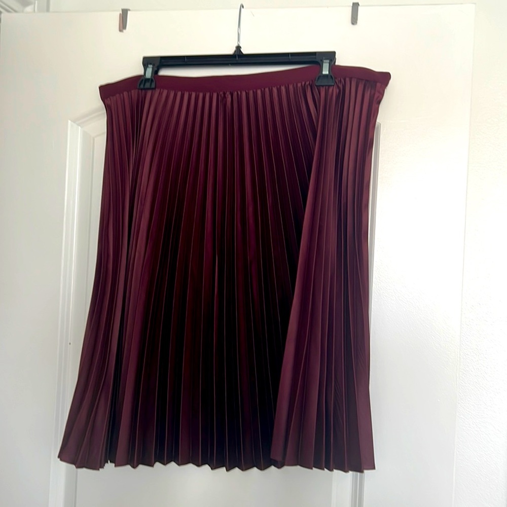 Like new skirt